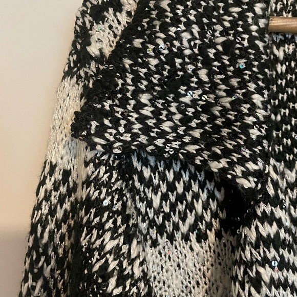 NWOT Venus Sparkle Long Cardigan - Picture 4 of 5